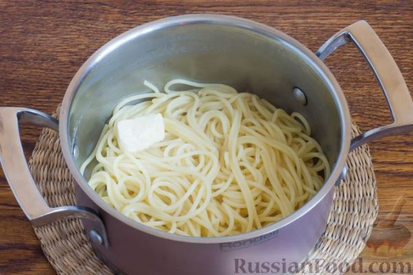 Спагетти с творожно-сливочным соусом