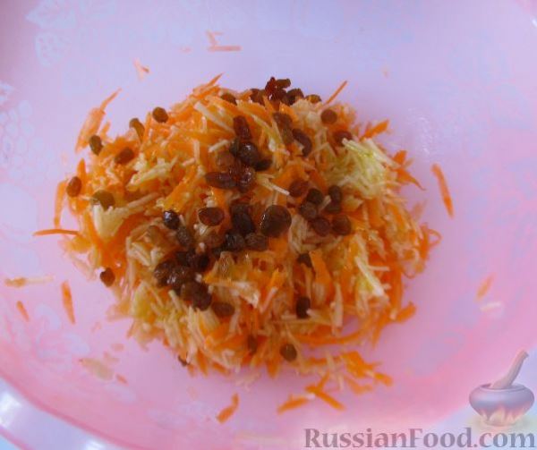 Салат "Чистое здоровье" из моркови, яблок и изюма