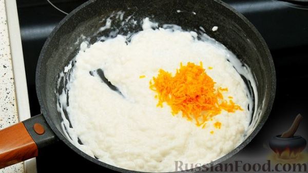 Рисовая каша с апельсином и курагой, на кокосовом молоке